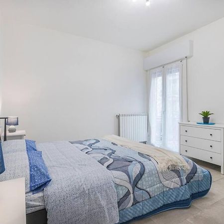 Minimalist Oasis - City Life & Hesperia Hospital Modena Eksteriør billede