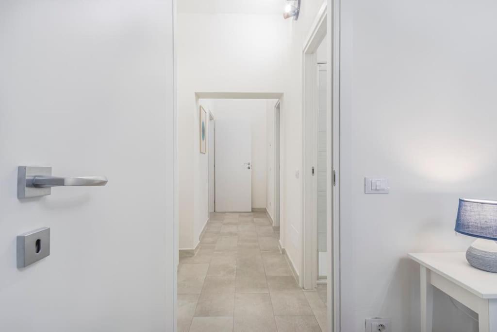 Minimalist Oasis - City Life & Hesperia Hospital Modena Eksteriør billede